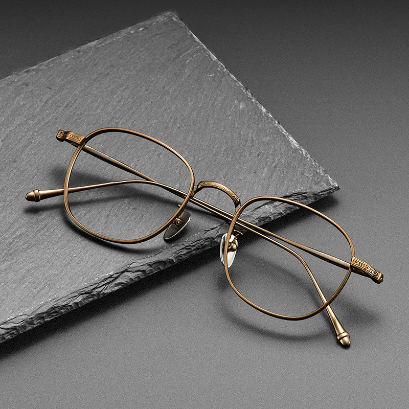 High Quality Handmade Carving Titanium Optical Glasses Frame Men Women Luxury Vintage Square Computer Eyeglasses Bronze Eyewear