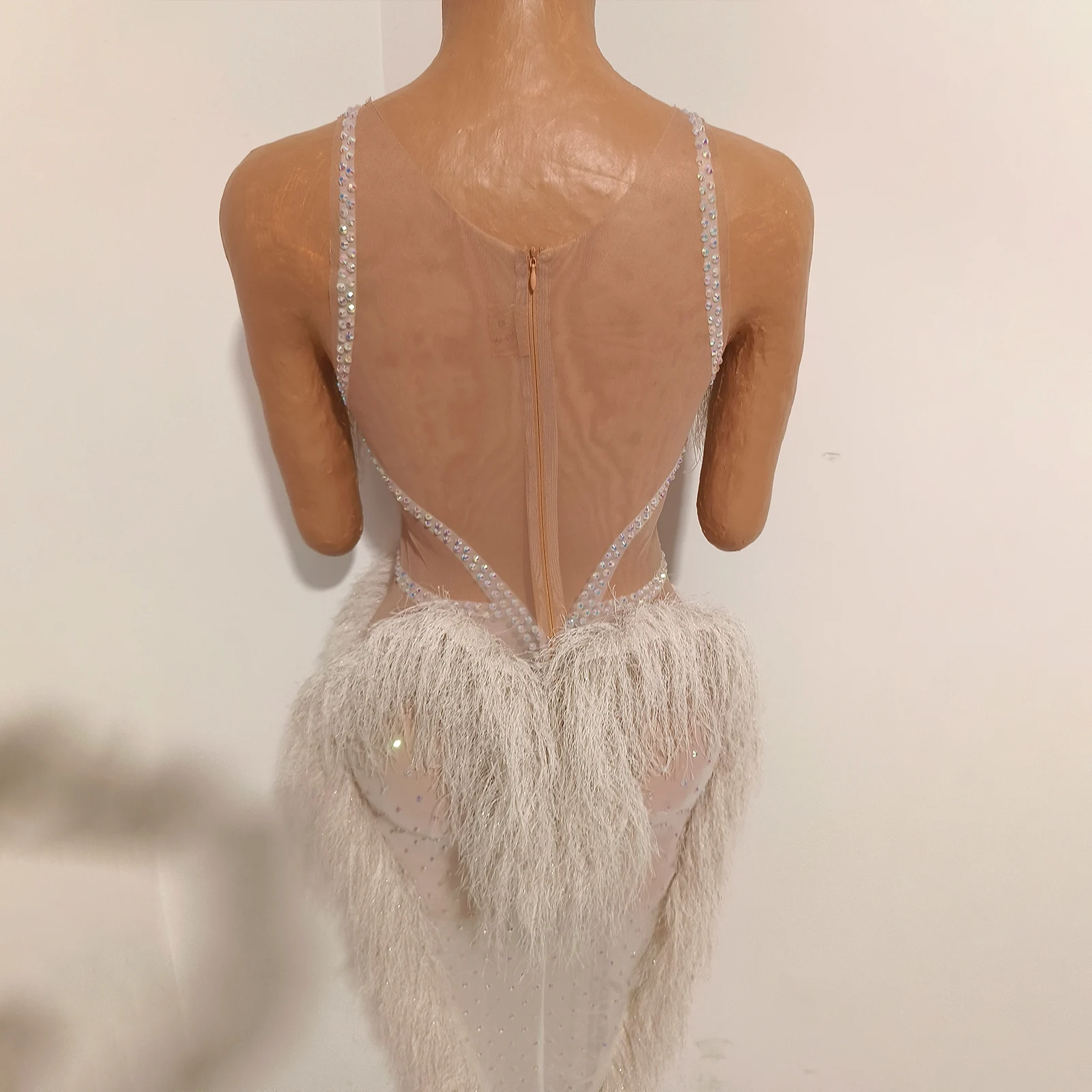 

Sexy Ladies Sparkling Diamond Tassel Mesh Transparent Dress Celebration Dinner Dance Birthday Party Stage Performance Clothing