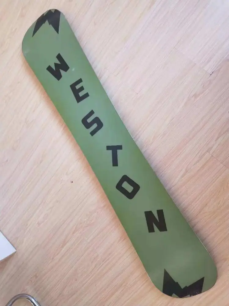 All Mountain Freeride Rundes Snowboard aus Kohlefaser