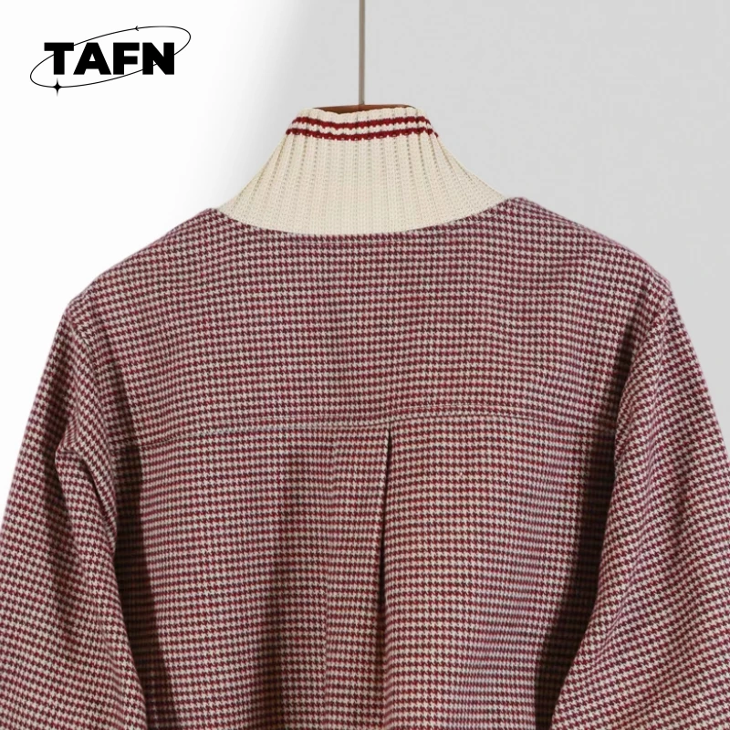 タートルネックファッションシンプルな配色快適で美しいレトロスタイルカシミヤカーディガンカジュアルな外出のための暖かさAD2810