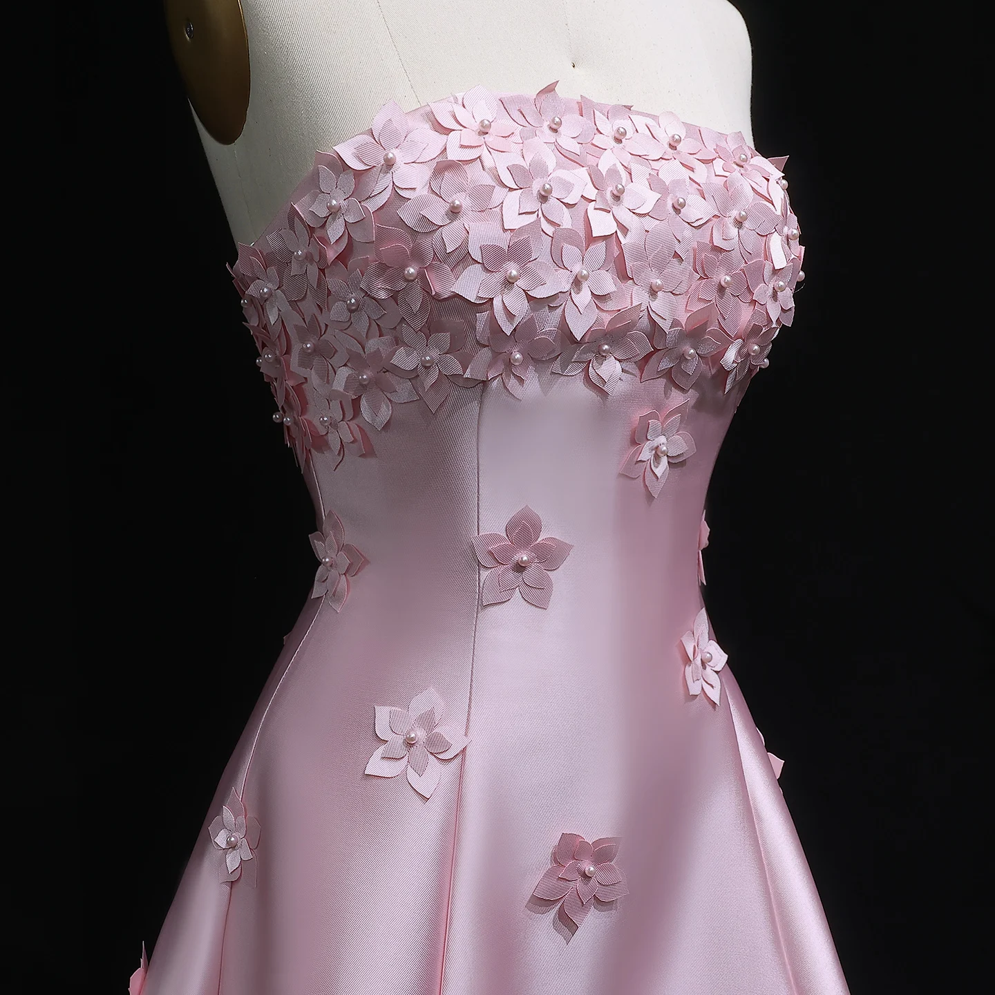 ชารอนกล่าวว่า ชุดราตรีสีชมพูหรูหราแบบไร้สาย ประดับดอกไม้ 3 มิติ สไตล์อาหรับ สำหรับผู้หญิง งานแต่งงาน งานพรอม ปี 2025 รุ่น SF278 สามารถสั่งตัดได้