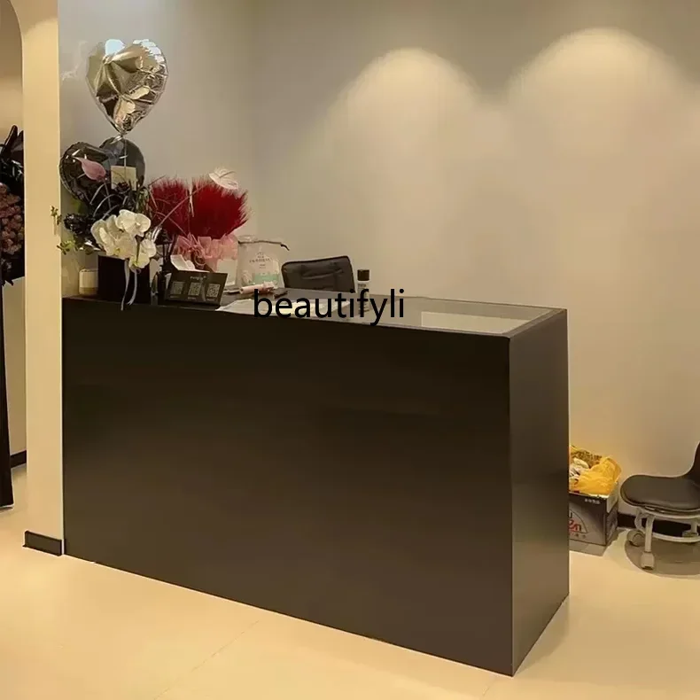 PG46Clothing shop paint checkout page store small, modern and simple, reception desk