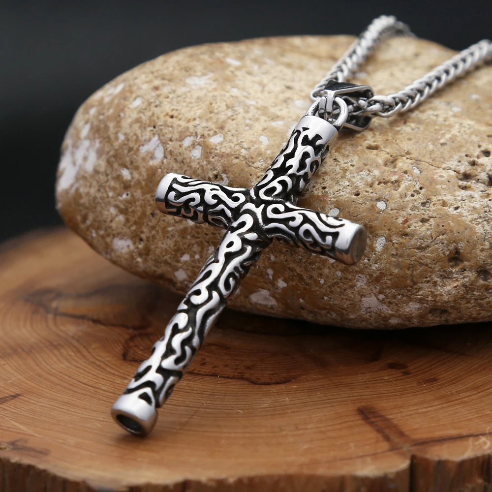 Vintage Engraving Cross Necklace Pendant For Men Women Fashion Punk Simple Stainless Steel Men Cross Pendant Jewelry Wholesale