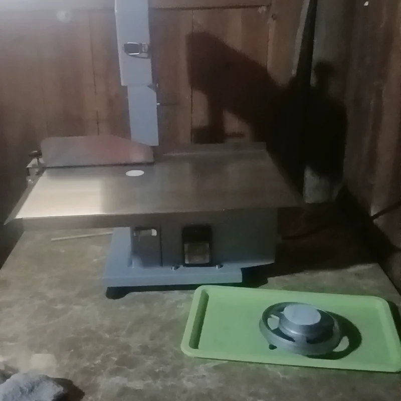 Factory Direct Electric Bone Cutting Saw Standing Meat Band Saw Cut the Meat Bone Saw Machine