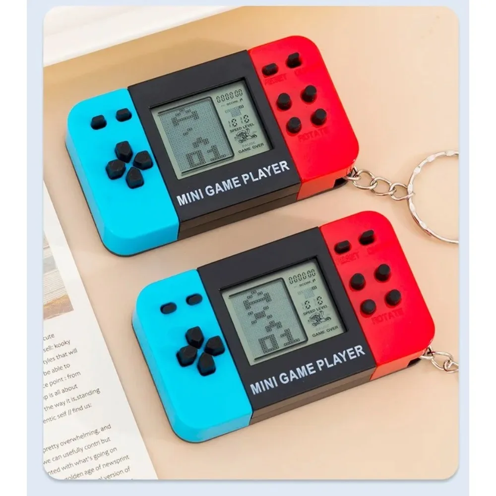 

Ретро-портативная электронная игровая консоль-брелок 2026 года, классический ностальгический мини-брелок-игрушка с игрой Тетрис
