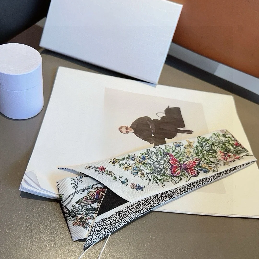 

Элитные аксессуары от люксовых брендов: шелковый платок премиум-класса, можно использовать как головной платок, украшение для ручки сумки, браслет, модный, 6*100 см