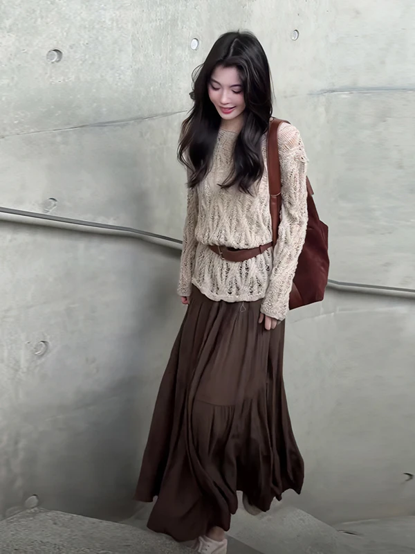 

Autumn New Arrival Lazy Knitted Long Sleeve Hollow out Top High Waist Slimming Midi Skirt in Mauve Color Block Set Casual Fas...