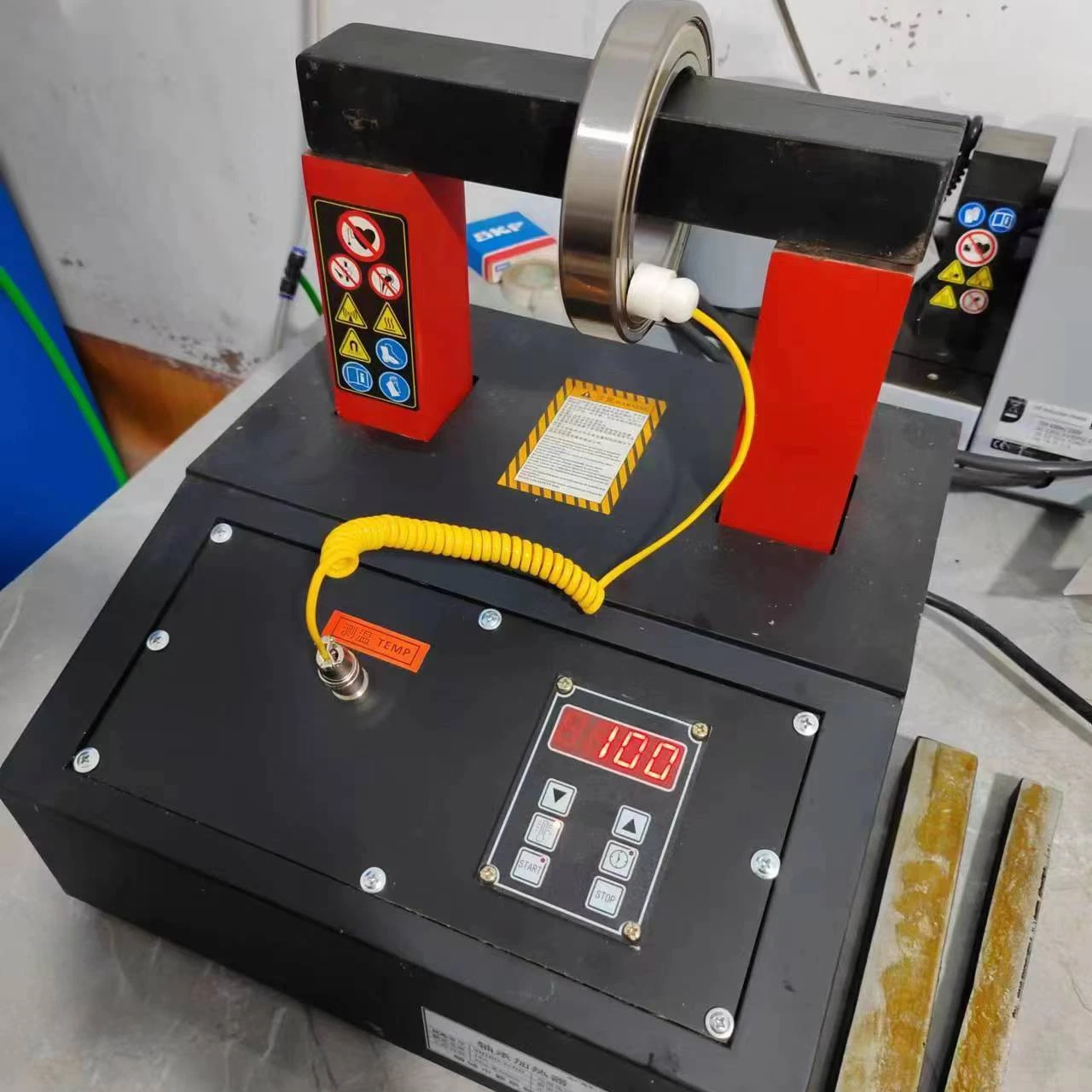 TX-DM China VORV Portable Bearing Heater DCL-T Tower Type Induction Bearing Heater