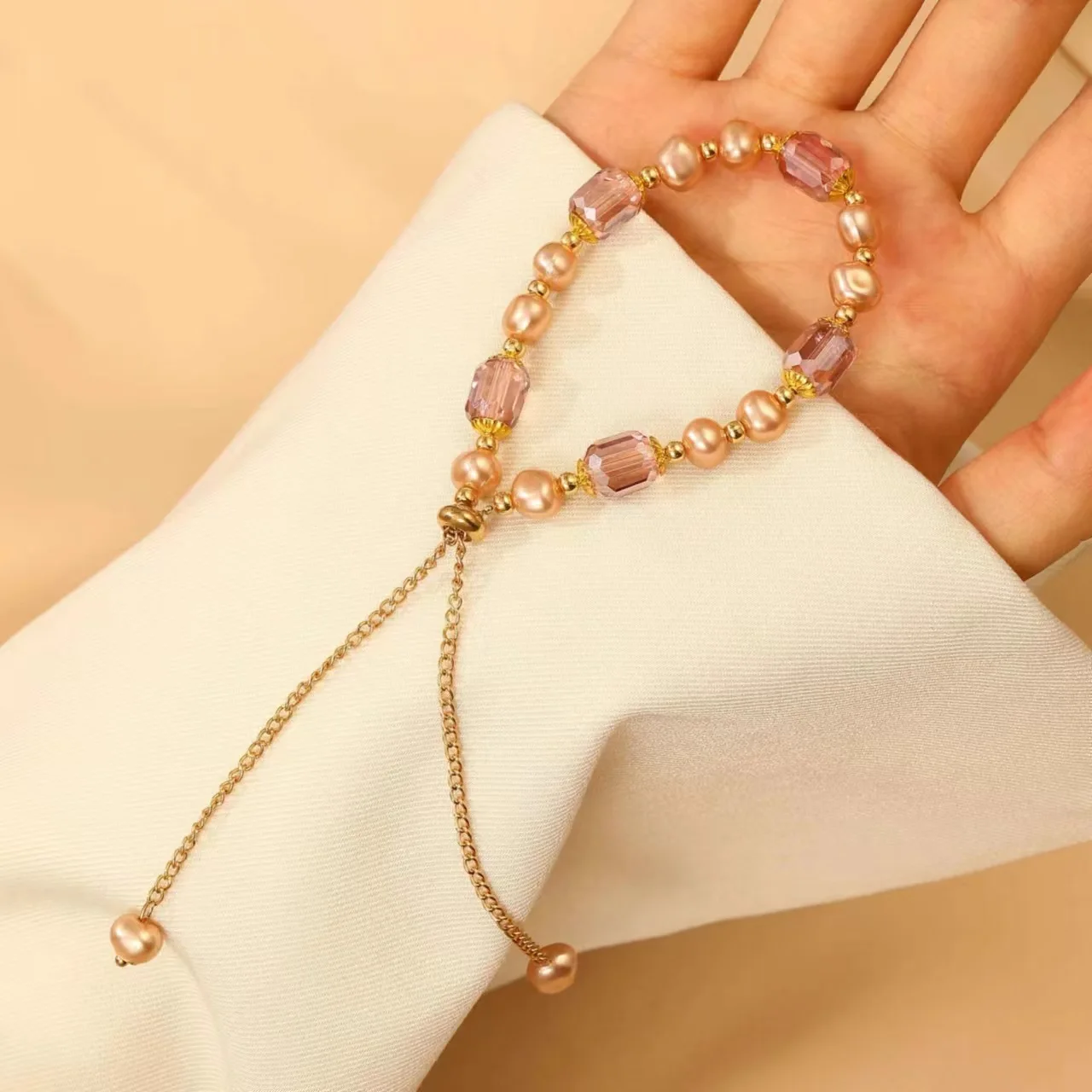 Fashion Women's Imitation Pearl Bracelet 2024 Trending Jewelry Crystal Bracelets For Women Accessories Femme Pulseira Feminina