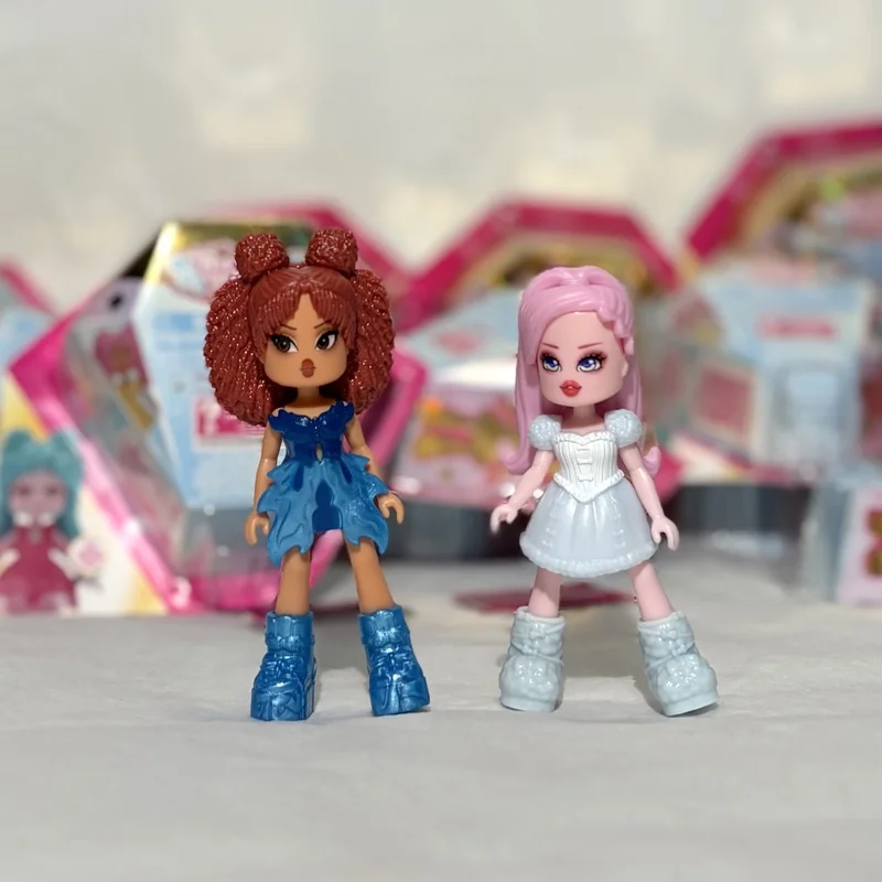 

Royale High New Mystery Doll Blind Box Fashion Mini Figure Collectible Desktop Ornament Trendy Toy For Adult Collectors