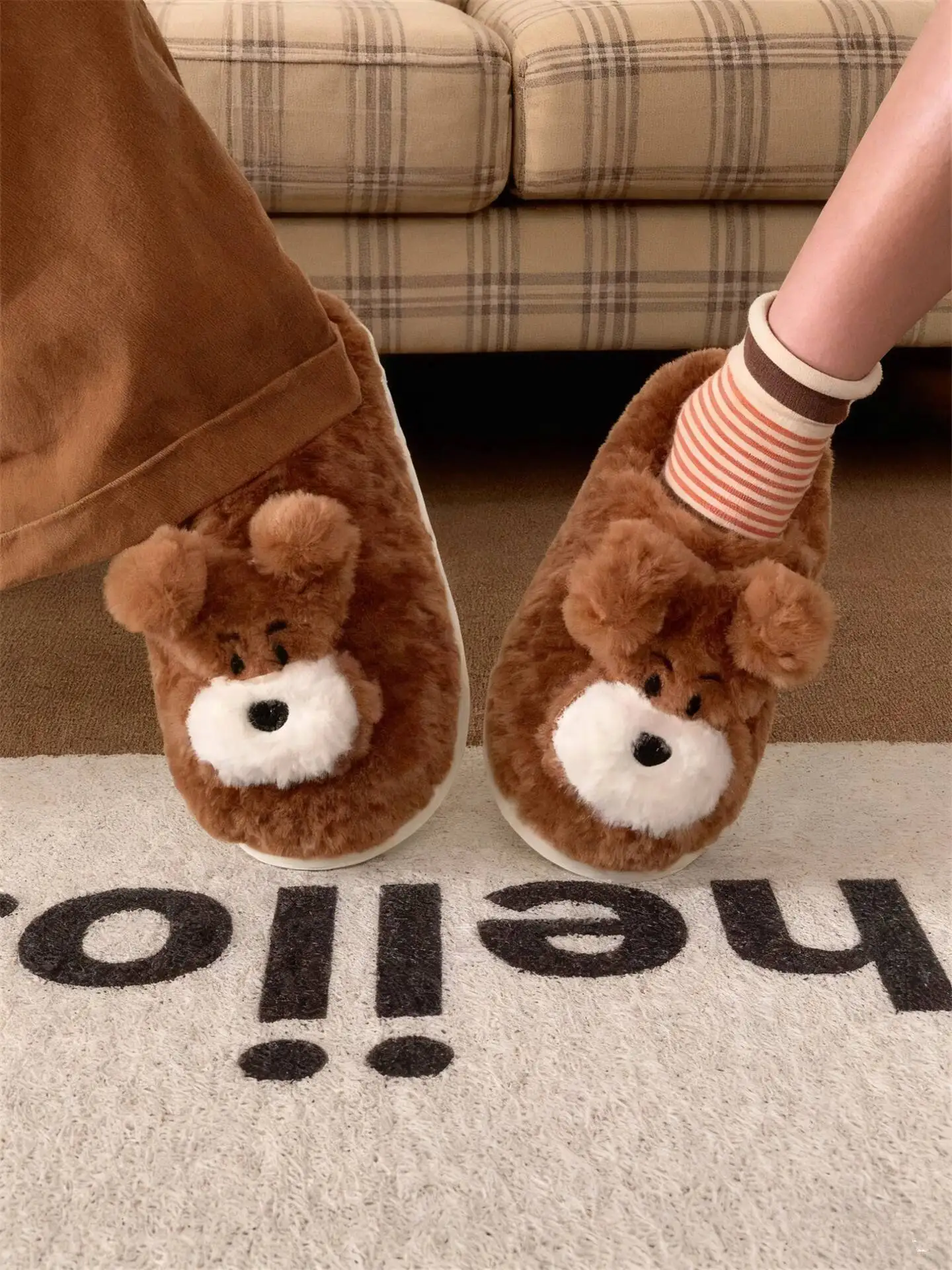 unisex home slippers Couple's autumn Winter New Cute Puppy Cotton Slippers Non Slip Fun Warm Furry Slippers for Men & Women