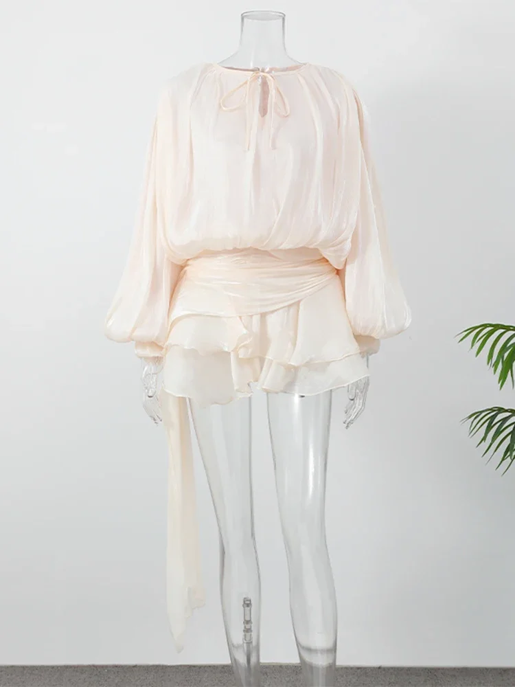 Vestido curto feminino com babados, elegante, gola redonda, renda, lanterna, manga comprida, mini vestido chique feminino, em camadas, bainha com babados