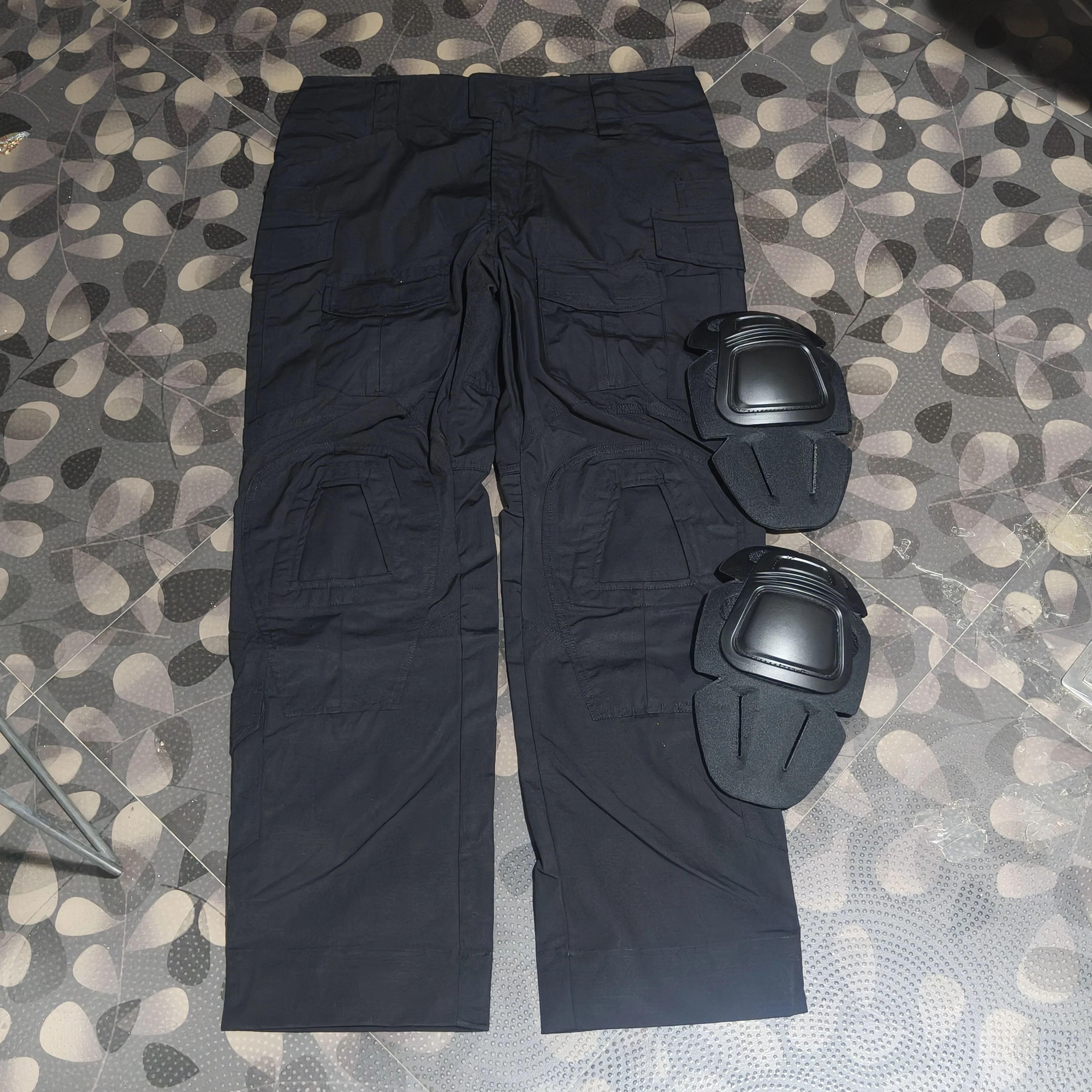 Crye Precision G2 BLACK コンバット パンツ 30R Crye Precision G2 Combat Pants: Real-World Performance for