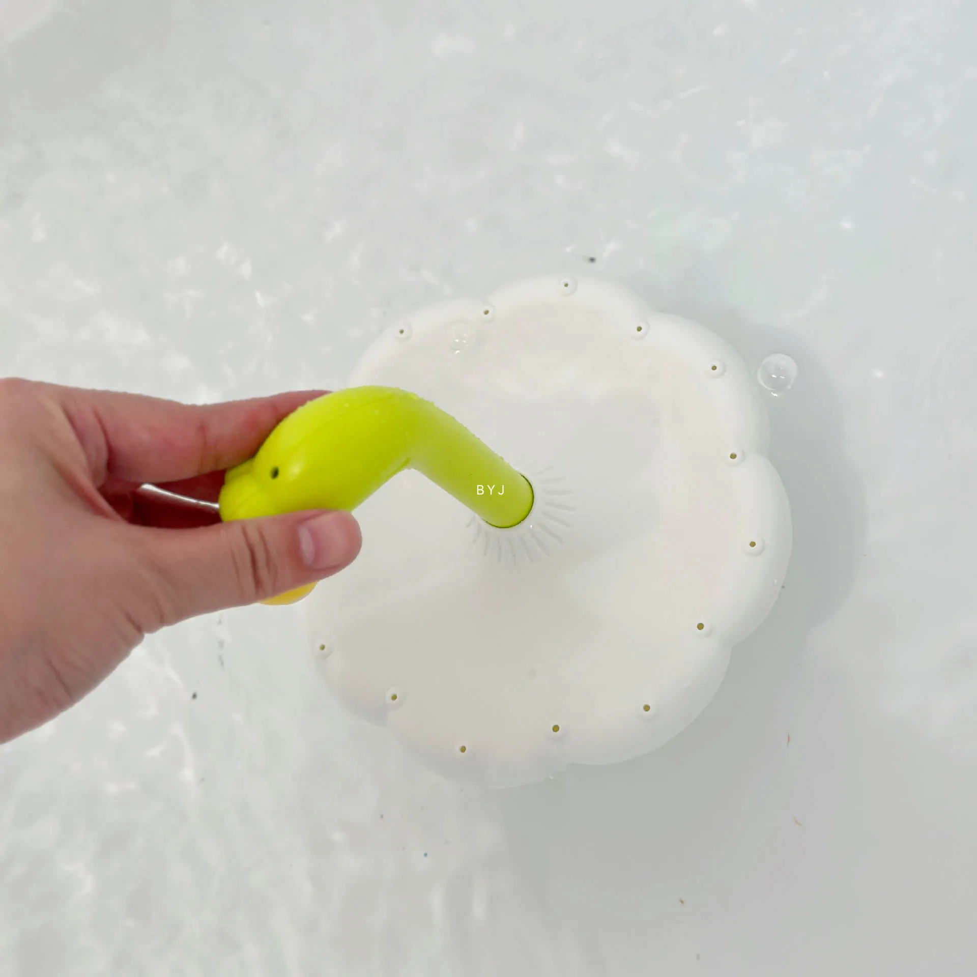 Cute Bee Shower Rotating Umbrella Baby Bath Play Water Spray Toys Children Bath Play Water Boys And Girls Sprinkle Toy