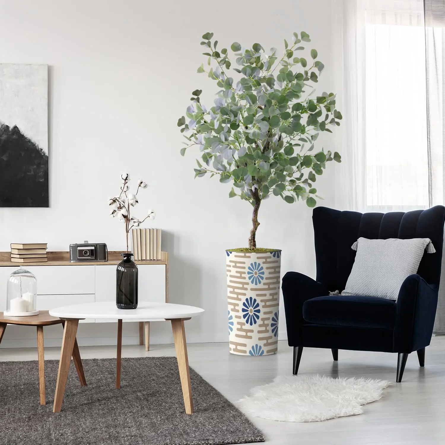 

Искусственное дерево в современном кашпо с геометрическим узором, искусственное шелковое дерево эвкалипта для внутреннего и наружного украшения дома -