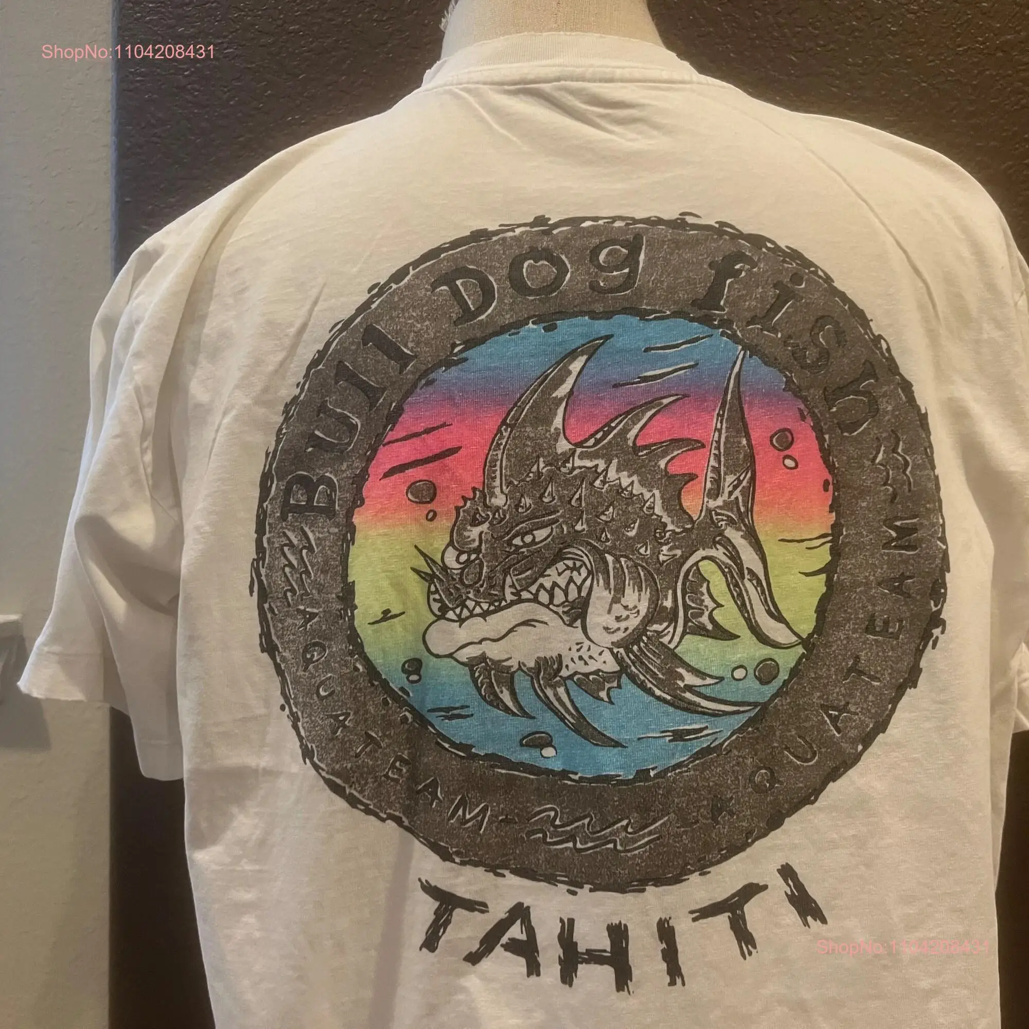 Vintage 90's Bull Dog Fish Tahiti White T Shirt Size XL long or short sleeves