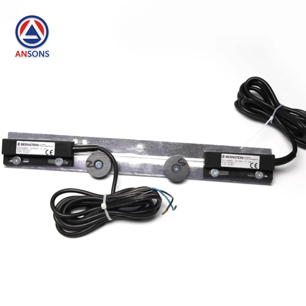 

MAK-4414-P-2 Thyssen Elevator Limit Switch Maintenance Slow Car Roof ZS Sensor Ansons Elevator Spare Parts