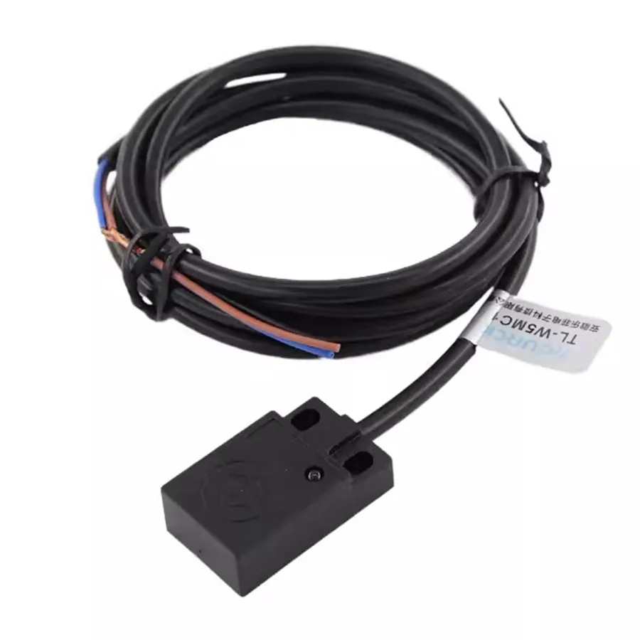 Single chip metal induction proximity switch TL-W5MC1 three wire NPN normally open and normally closed thin limit sensor