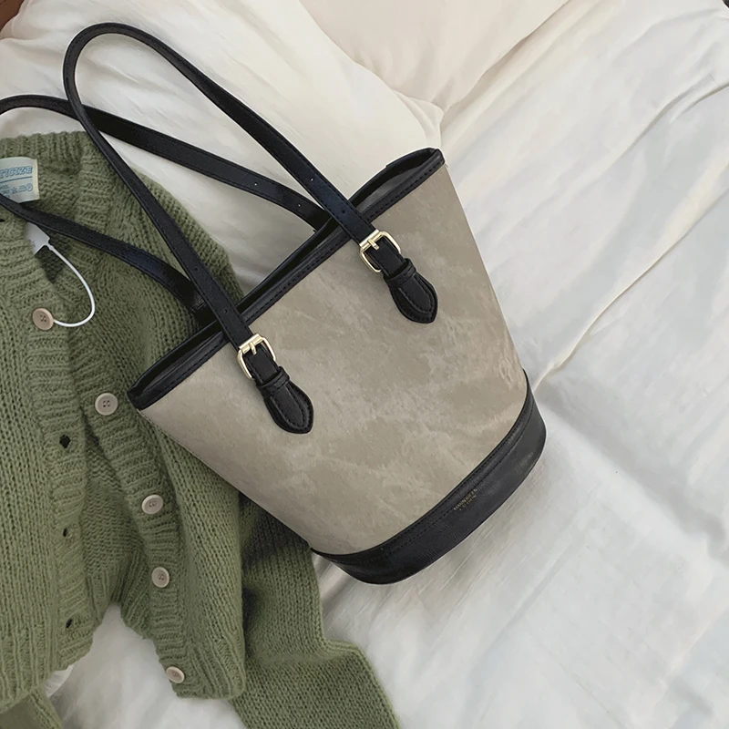 

Autumn Winter Vintage Underarm Bags Female 2023 New Fashion Korea Tote Shoulder Bag All-match Large Capacity Bucket Bag