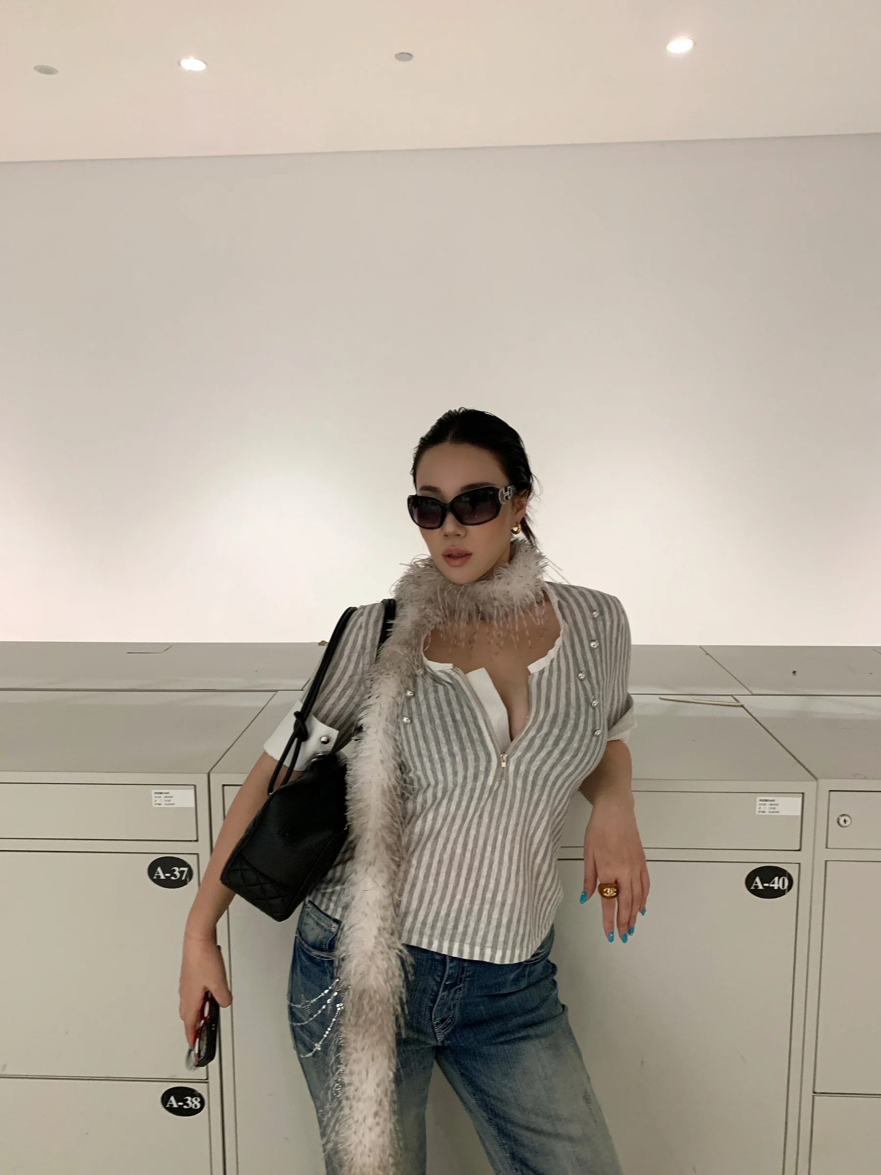 

Женская модная повседневная футболка Boolibyoo Smart большого размера с полосатым узором, молнией и рукавом до локтя, из смесового полиэстера, лиоцелла и спандекса