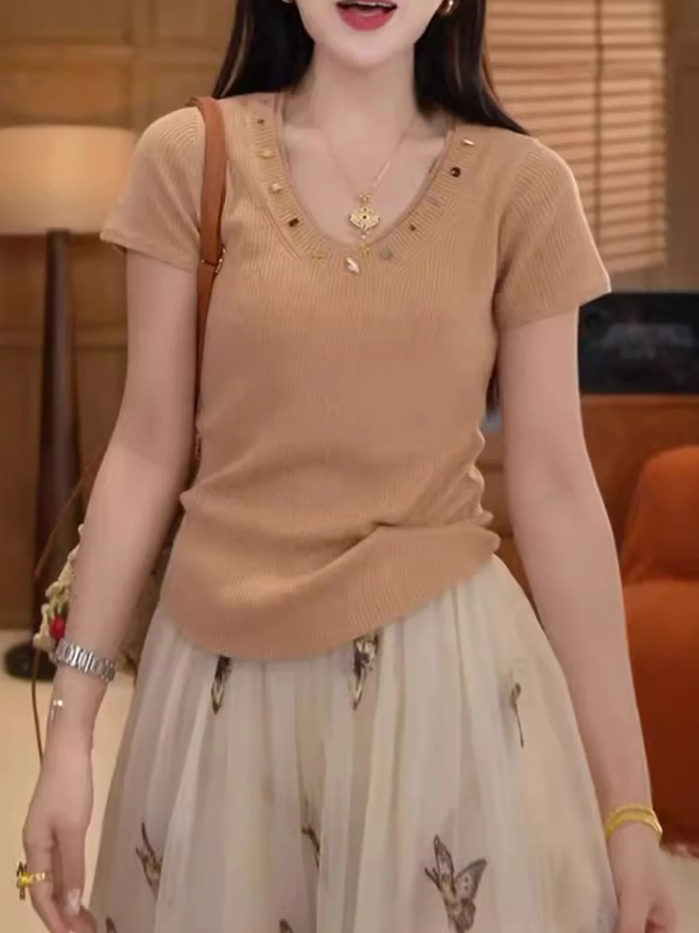 

Лето 202, повседневный трикотаж, топ, однотонный, с капюшоном, ort Sve, Simple Retro Faion, для поездок на работу, женский премиум-класса Faion