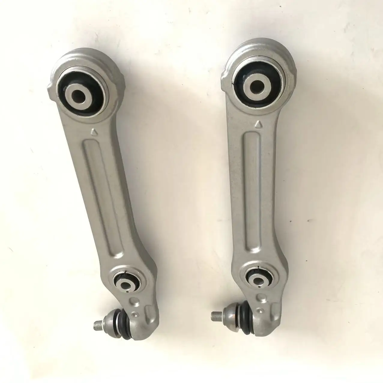 

A2233306102 for Mercedes Maybach W2234MATIC Front Suspension Control Arm Front Lower Straight Arm High Quality Automotive Parts