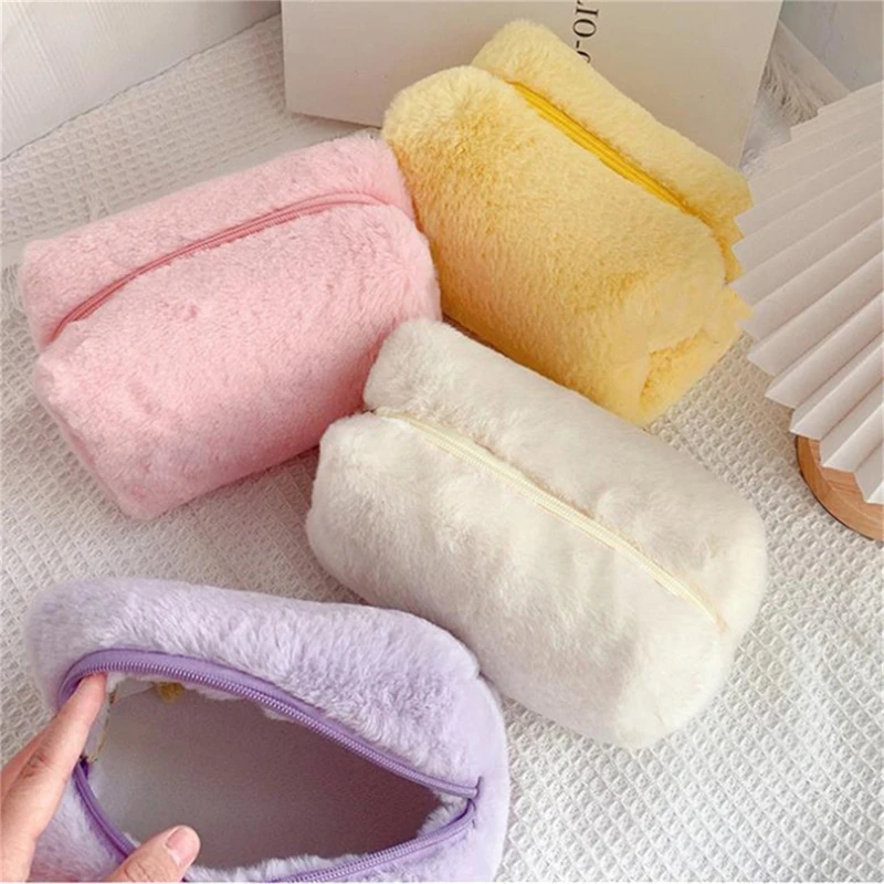 Borsa cosmetica moda donna Macaron dolci borse portaoggetti di grande capacità livello di aspetto elevato borsa da toilette portatile in peluche