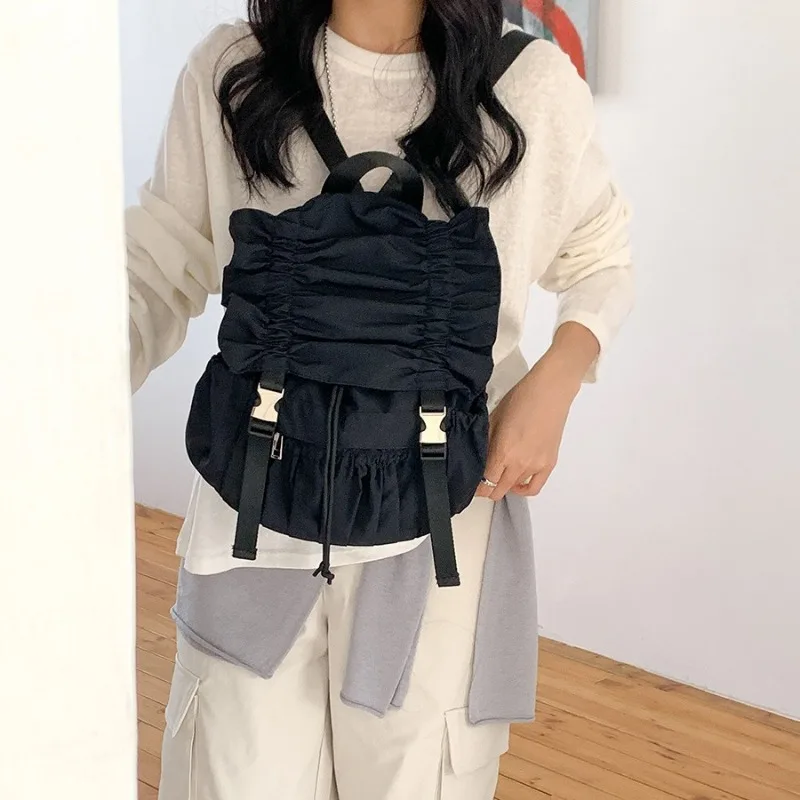 

Large Capacity Fashionable Backpack with Creative Pleated Design College Student Backpack with Flip Cover Nylon Backpack