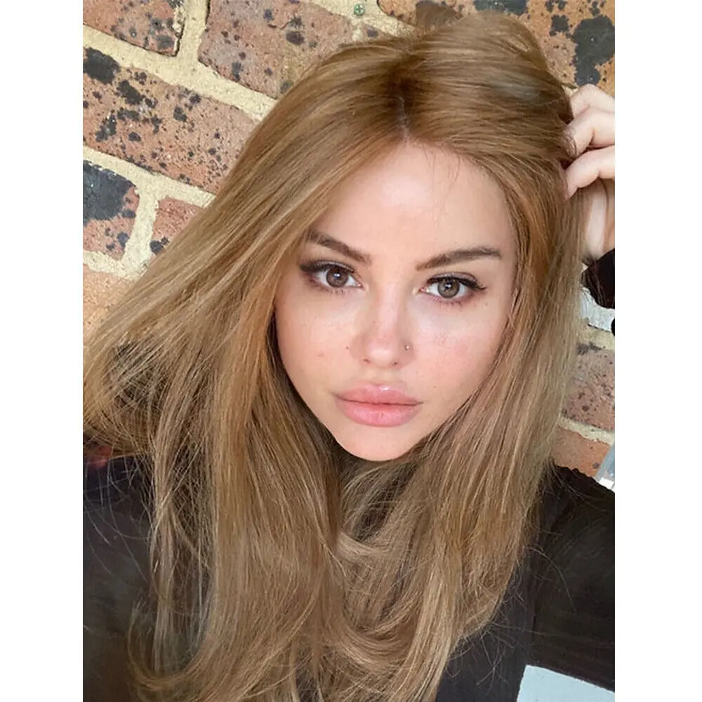 

20-дюймовый синтетический прямой парик Futura, средний мелированный медово-коричневый парик для женщин, 13*4HD, прозрачные парики на шнурке Wear and Go