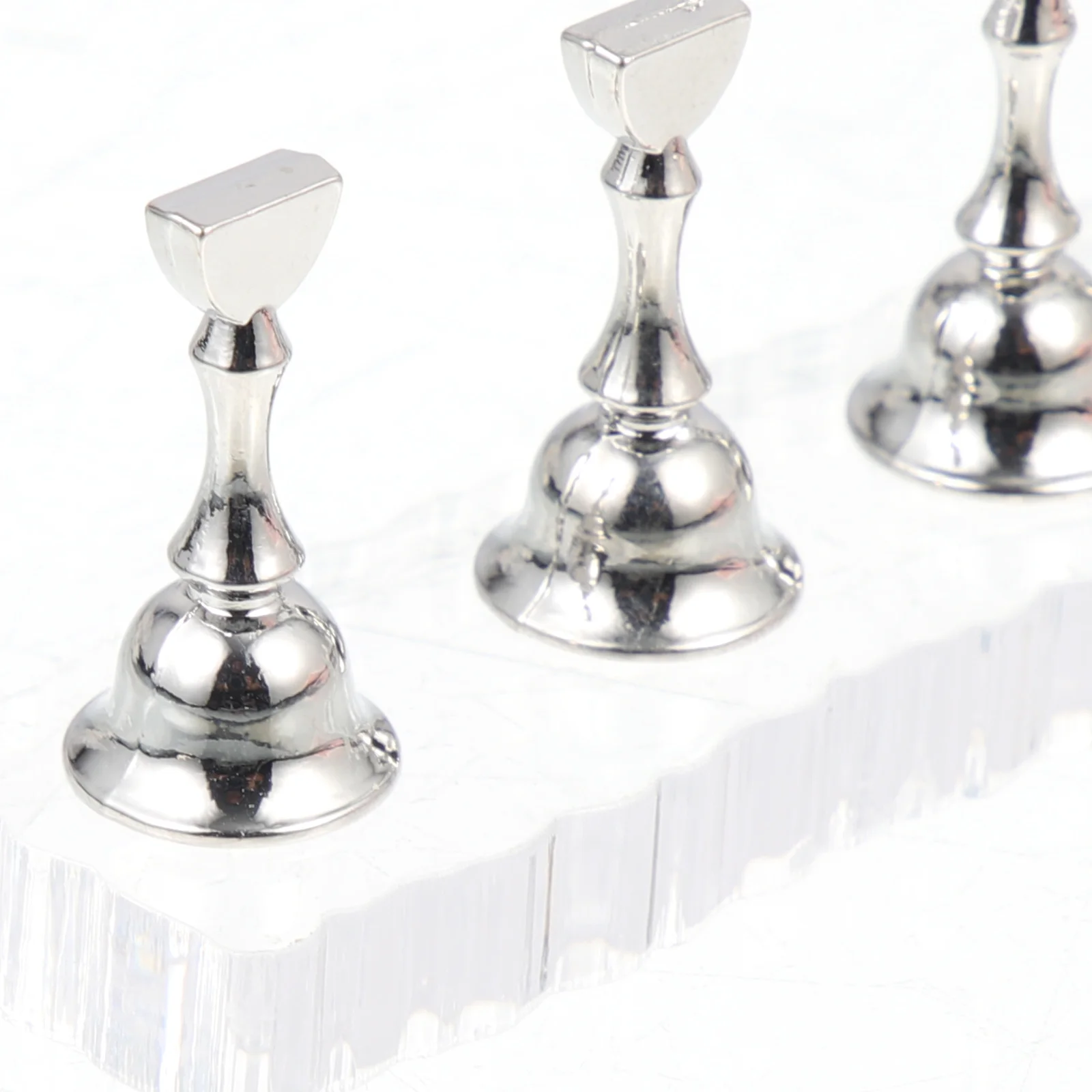 

1Set Nail Art Base Professional Practice Manicure Stand Stable Comfortable Nail Display Holder for Training and Salon Use