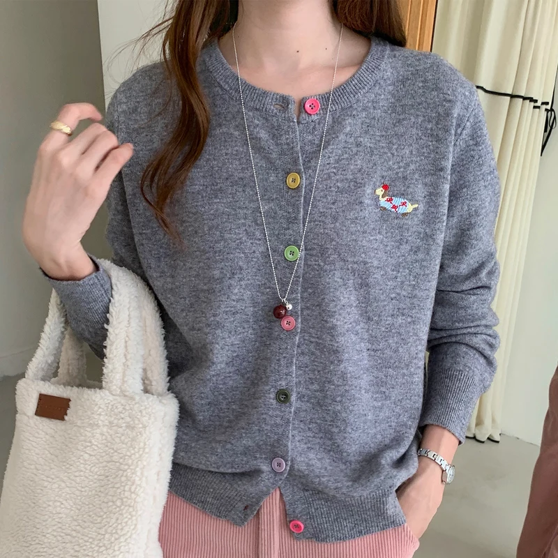 Autumn Winter Women's Merino Wool Cardigan Sweater O-Neck Puppy Embroidery Multi Color Buttons Solid Long Sleeve Knit Outerwear