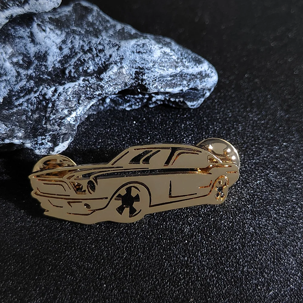 Car model gold-plated badge, silver men\'s chest pin, black lapel brooch, suit accessories set