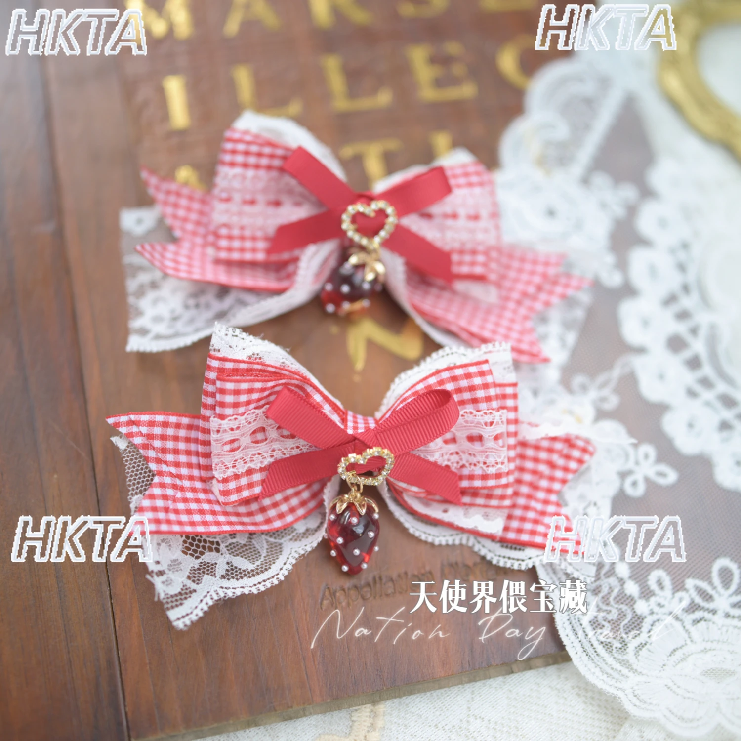 

Kawaii Lolita Strawberry Plaid Bow Hair Clip Girls Lace Series Mass-Produced Hairpin Side Clip Accessory Cute Daughter Headwear