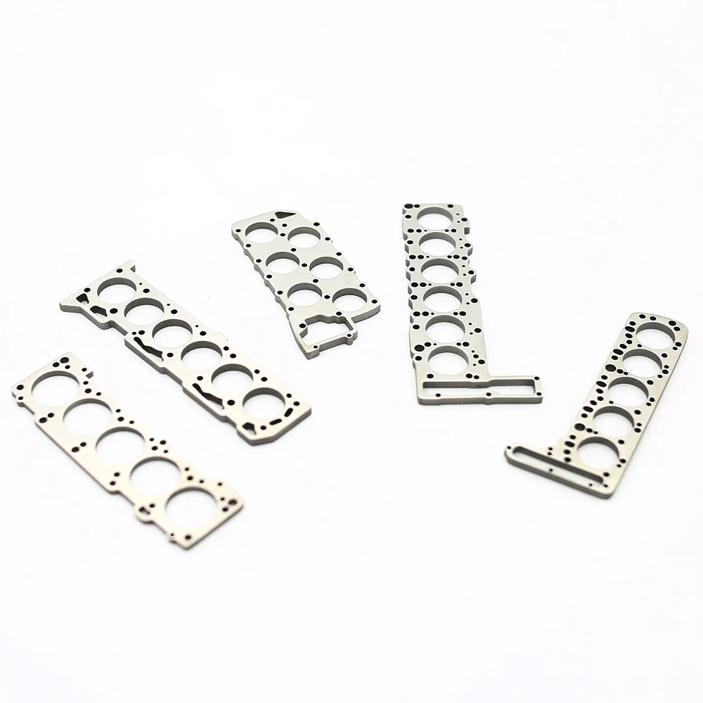 Miniature Cylinder Head Gasket Engine Stainless Steel Keychain Keyring Key Chain Keyfob Pendent S54 E46 20V 0M617 606 VR6 BARRA