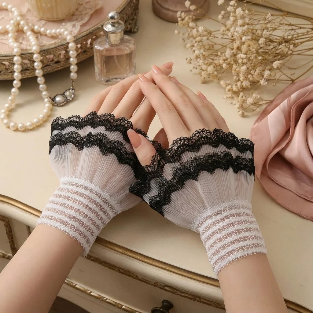

New Fashion High Quality Portable Durable Multilayer Ruffle Fake Cuff Detachable White Black Wrist Cuff Clothing Accessory