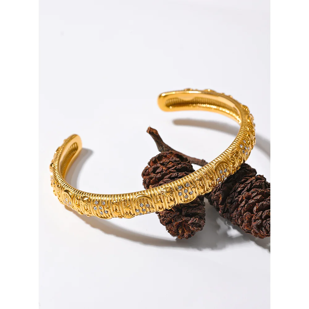 Yhpup Bransoletka ze stali nierdzewnej Star Moon Sun Cuff Bransoletka 18K Gold Color Wysokiej jakości wodoodporna cyrkonia Charm Modna biżuteria