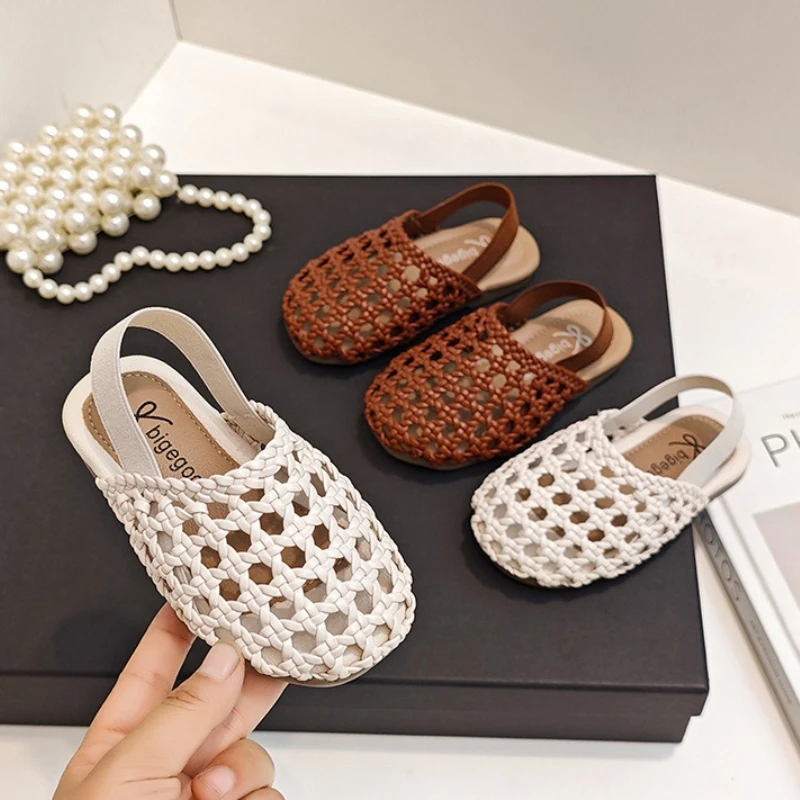 

Традиционные тканые сандалии для маленьких детей летом 2023 года, новые детские туфли на плоской подошве, детская прогулочная обувь в стиле ретро, повседневные сандалии для девочек, детская обувь