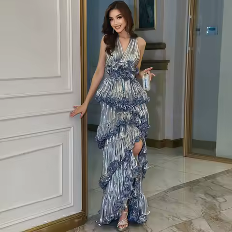 Modern Halter Organza Evening Dress Fashion Tiered Prom Dresses Temperament Sleeveless Customized Special Occasion Gowns