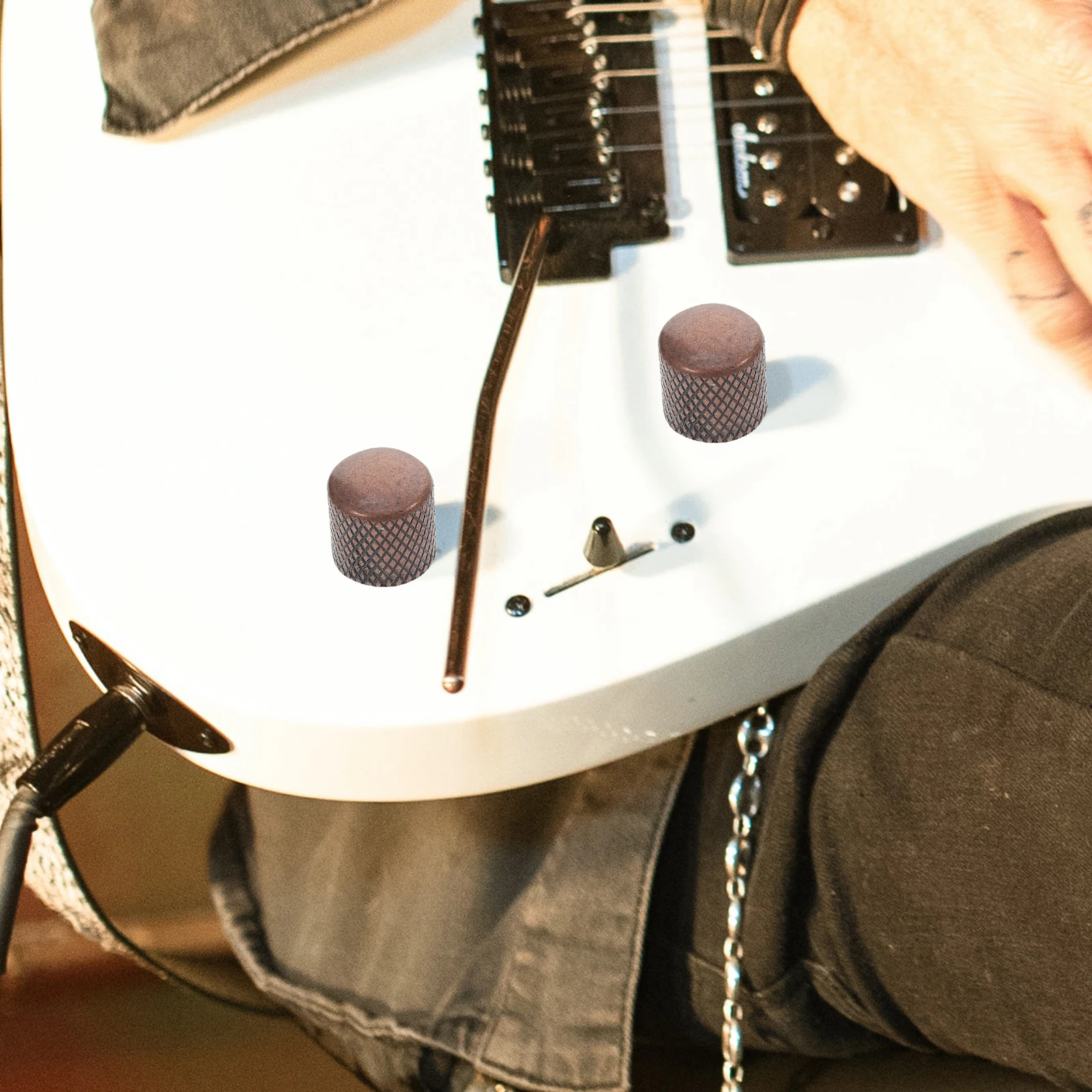 

4Pcs Guitar Volume Control Knobs Metal Potentiometer Caps Replacement for Electric Guitar Bass Amplifier Use Bass Knob