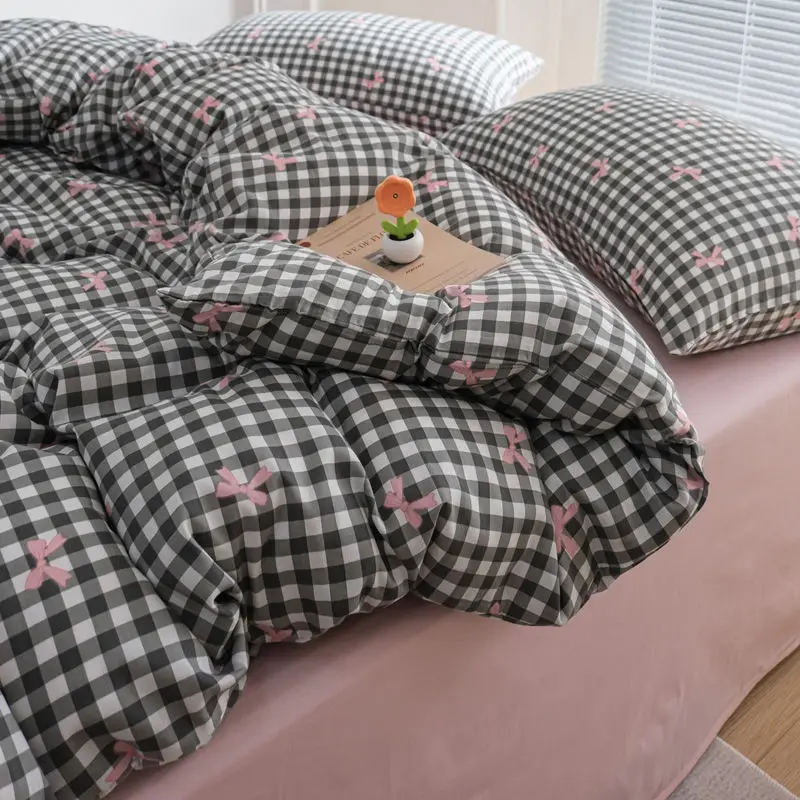 

Classic Black White Grid Bedding Set Fashion Single Double Bed Linens Cover Quilt Pillowcase for Girl Boy Home Textile