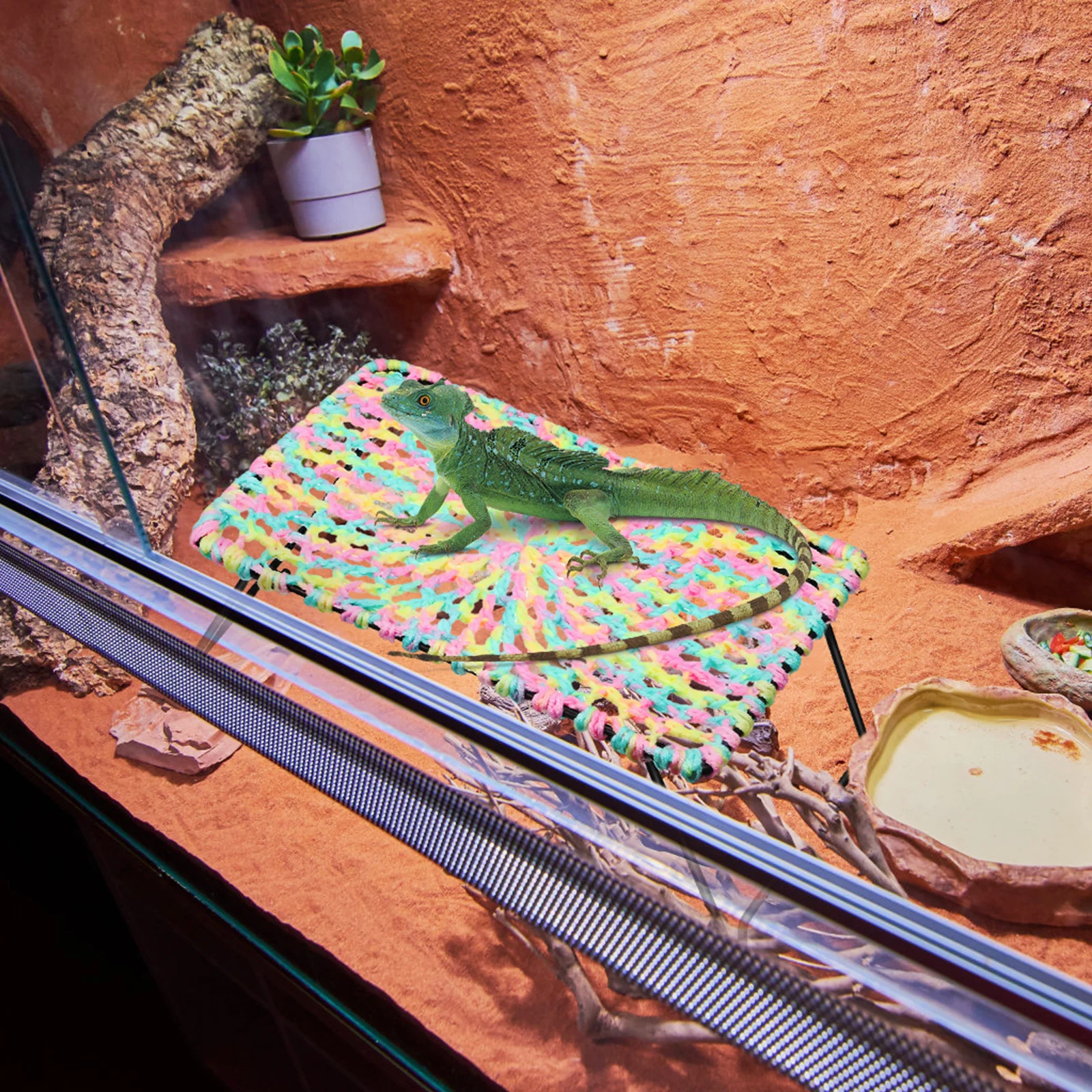 

Multi-Use Reptile Hammock Bed for Lizards Bearded Dragons Geckos Pet Sleeping Resting Playing Mat Portable Space-Saving Reptile
