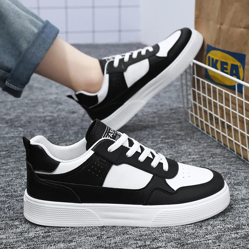 White Outdoor Casual Shoes Leather Men Skateboarding Sneakers Lightweight Running Shoes Platform Breathable Tennis Sports Shoes