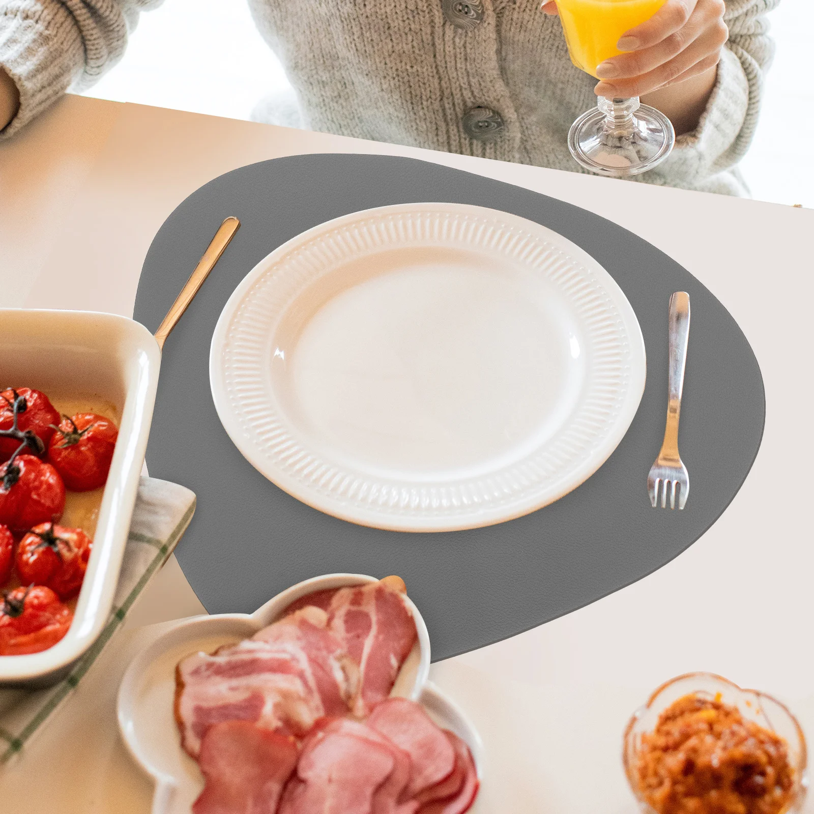

Pu Oval Insulation Pad Heat Resistant Mat Washable Placemat Dining Table Decorative Household Waterproof Anti Skid Cold Heat
