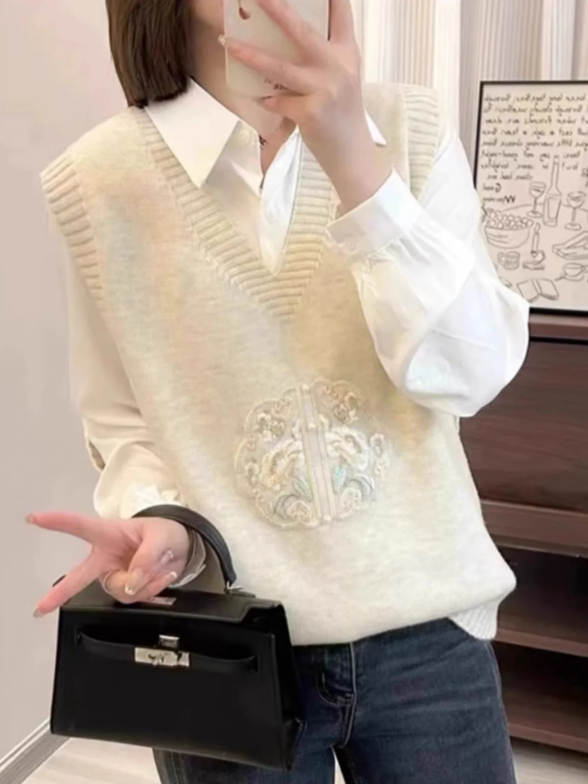 

Китайский вязаный жилет с вышивкой для женщин, новая модная модель весна-осень, свитер с V-образным вырезом, стандартная длина