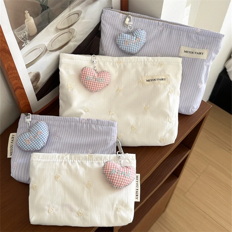 Women Girl Sweet Cosmetic Bag Heart Embroidered Cute Kawaii Makeup Bag Fashion Large Capacity Multifunctional Storage Bag Pouch
