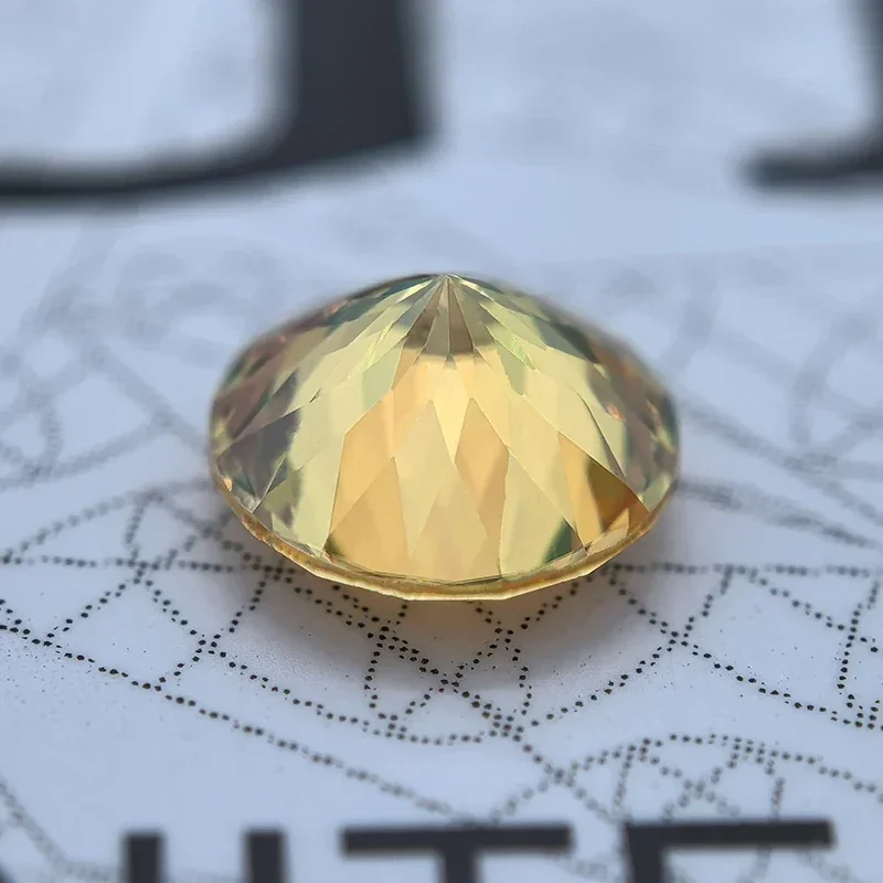 Batu Moissanite bentuk bulat warna kuning emas 100 potongan segi batu permata tumbuh untuk jimat perhiasan wanita dengan sertifikat GRA