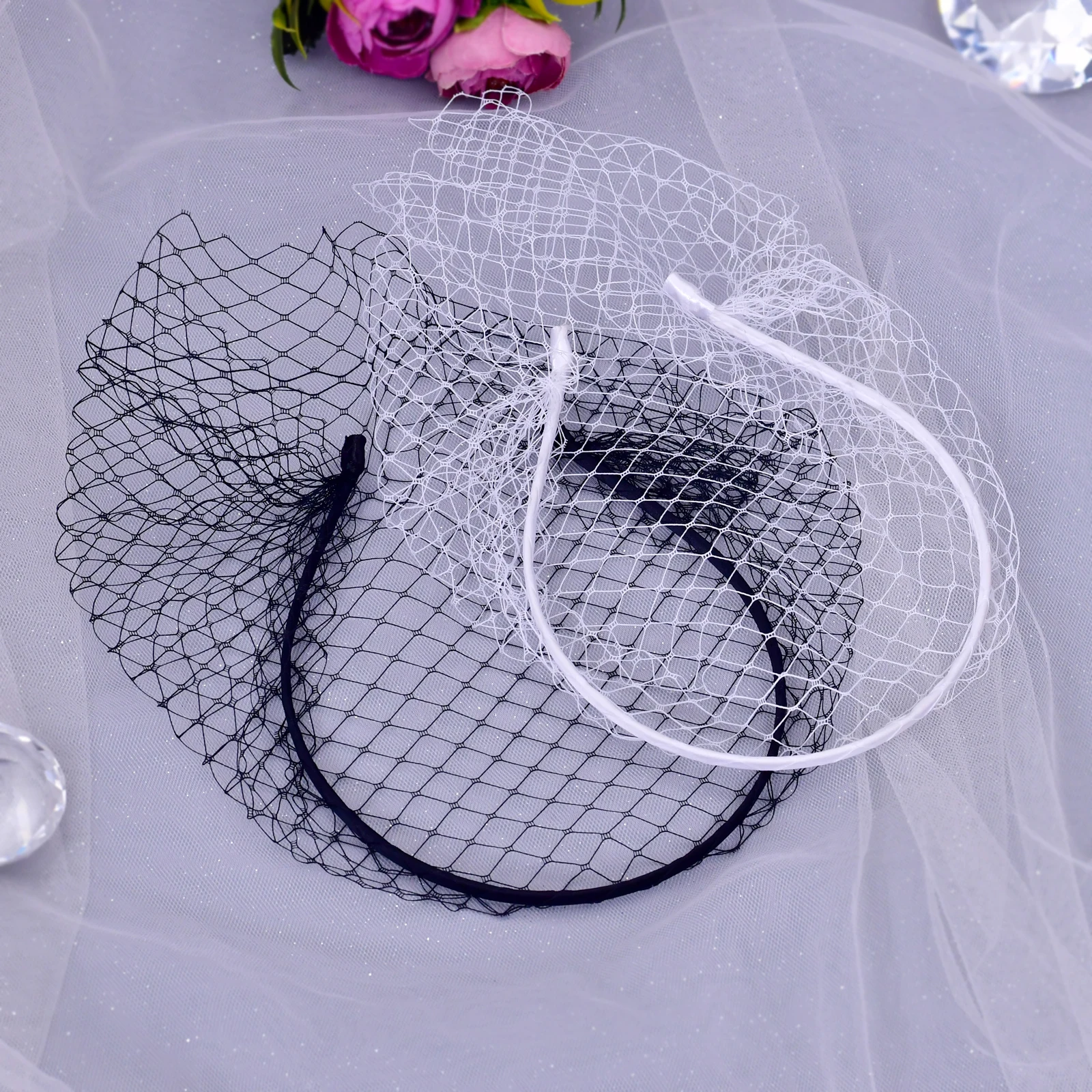 Vintage Französischer Vogelkäfig-Gesichtsschleier mit Stirnband, Kurzer Netz-Hochzeitsschleier für Bräute, Halloween-Party, Abendveranstaltungen, Cocktail-Events, Bälle GA06A – Detail 7