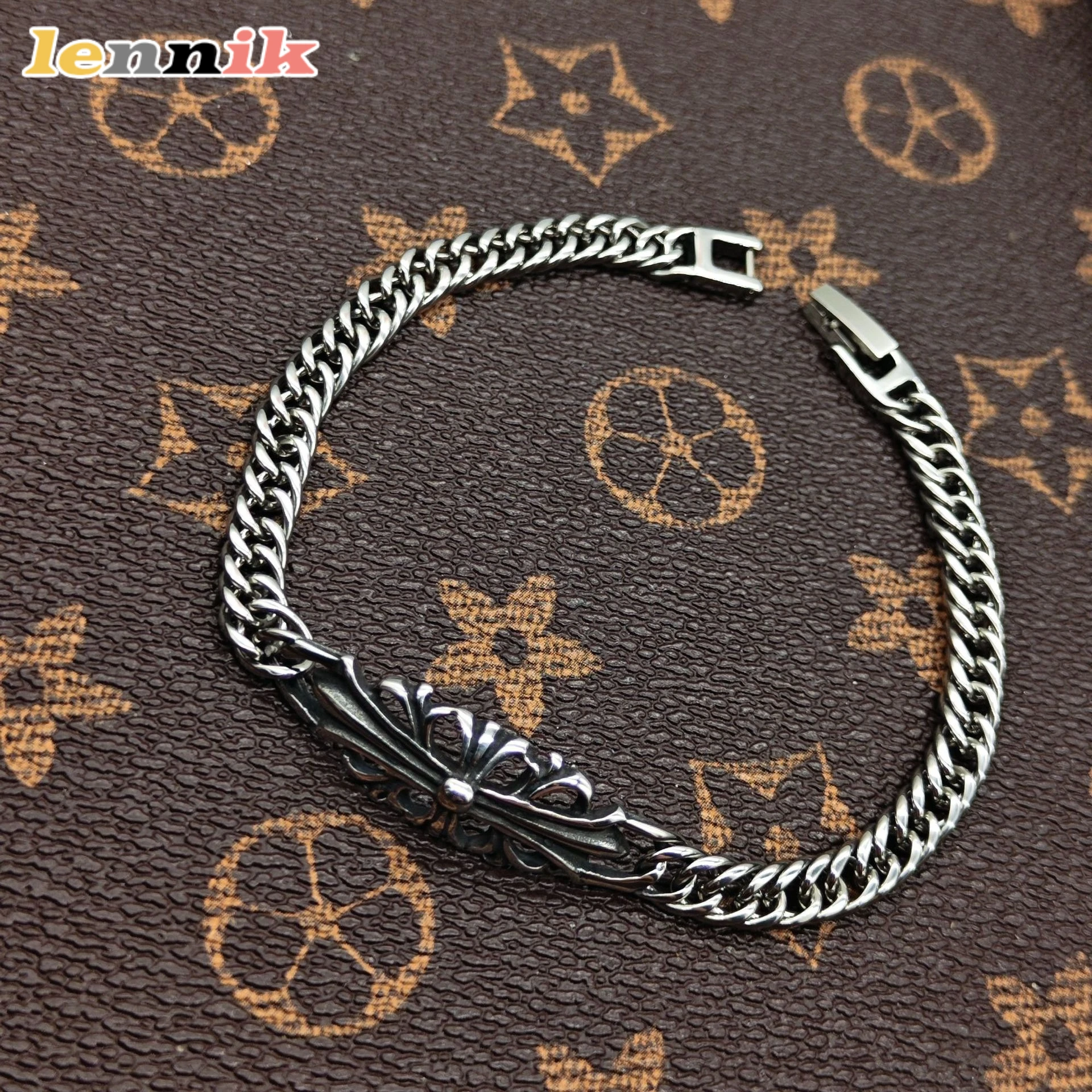 LENNIK Edelstahlarmband für Herren, farbecht, minimalistisch und Retro, Hip-Hop-Vibe, vielseitiges trendiges Accessoire, stilvoller Schmuck