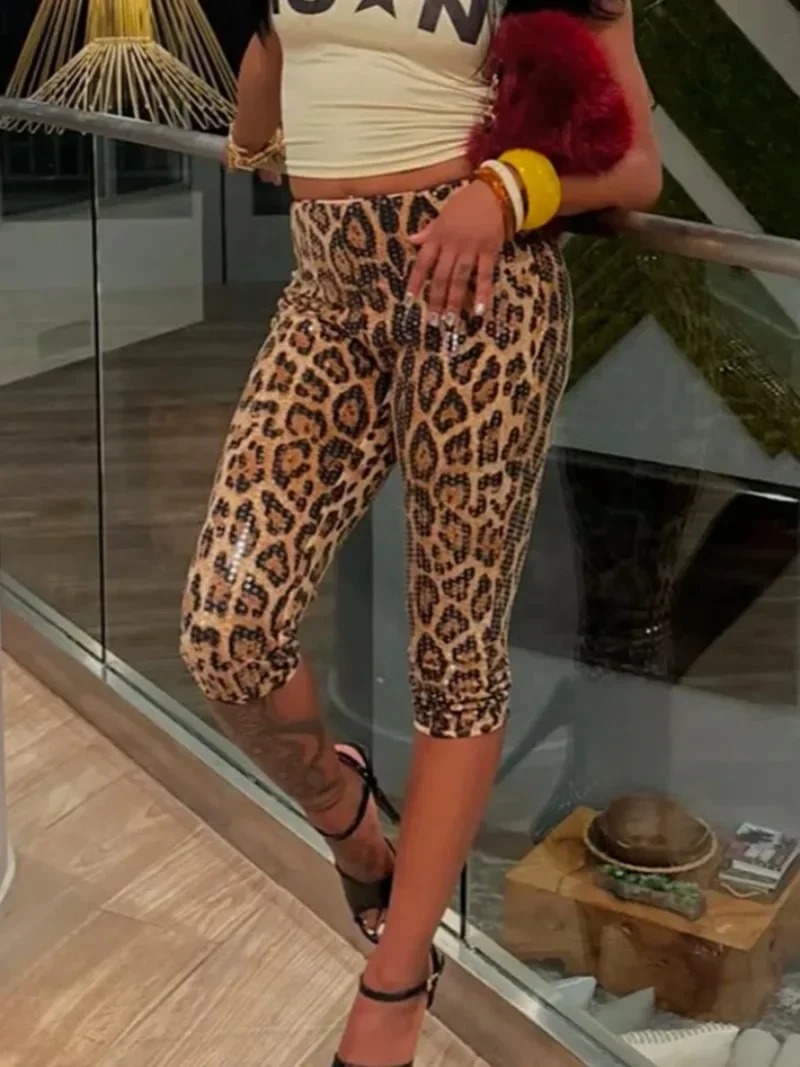

Женские сексуальные шорты до колена с леопардовым принтом для ночного клуба, женские узкие короткие брюки с блестками, вечерние леггинсы для вечеринок, уличная одежда