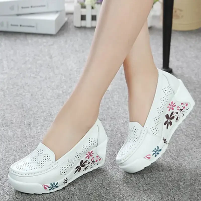 New Women\'s Genuine Leather Platform Shoes Wedges White Lady Casual Shoes Swing mother Shoes Size 35-40